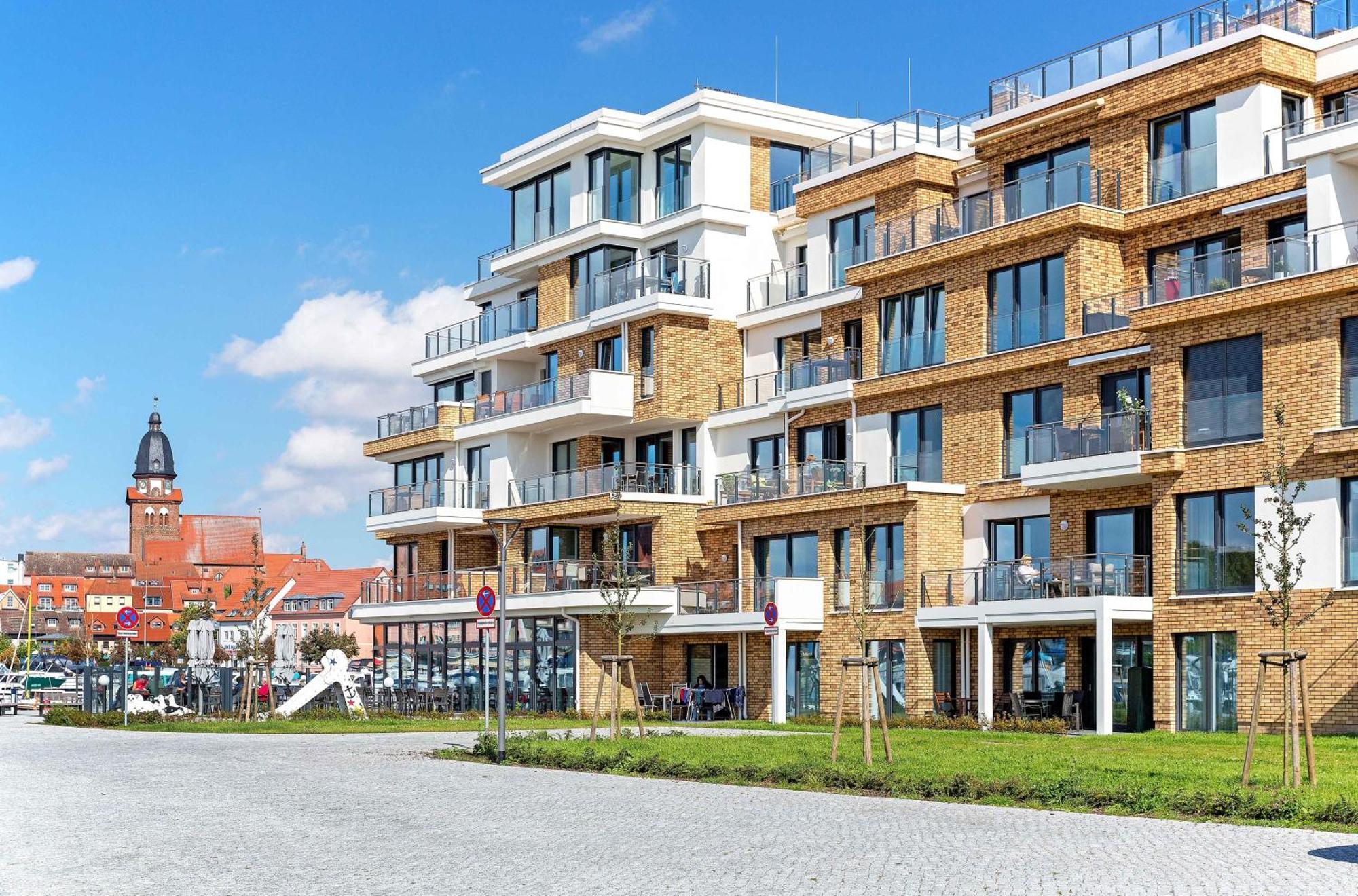 Atlantica - Apartment In Der Hafenresidenz Mit Wellness & Mueritzblick Waren  Kültér fotó